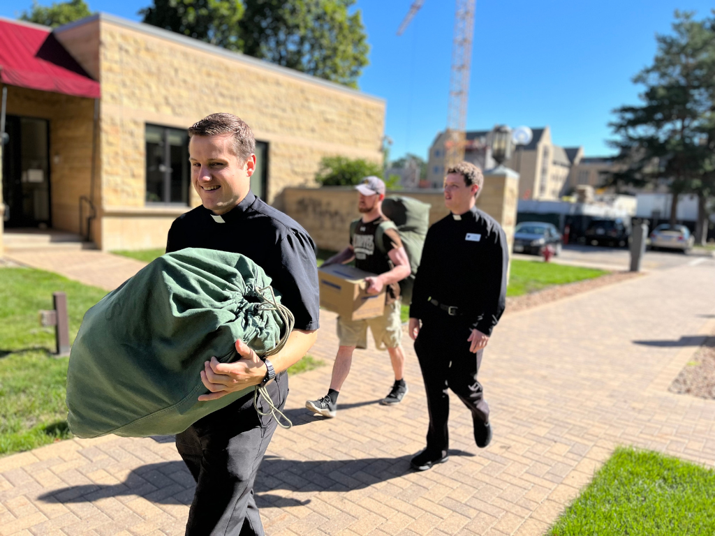 seminarians move in at saint paul seminary
