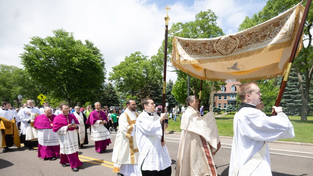 saint paul seminary source and summit procession video