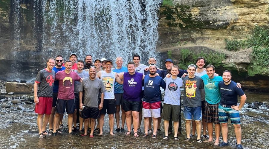 saint paul seminary seminarians and priests gather at taylors falls for their annual labor day canoe outing