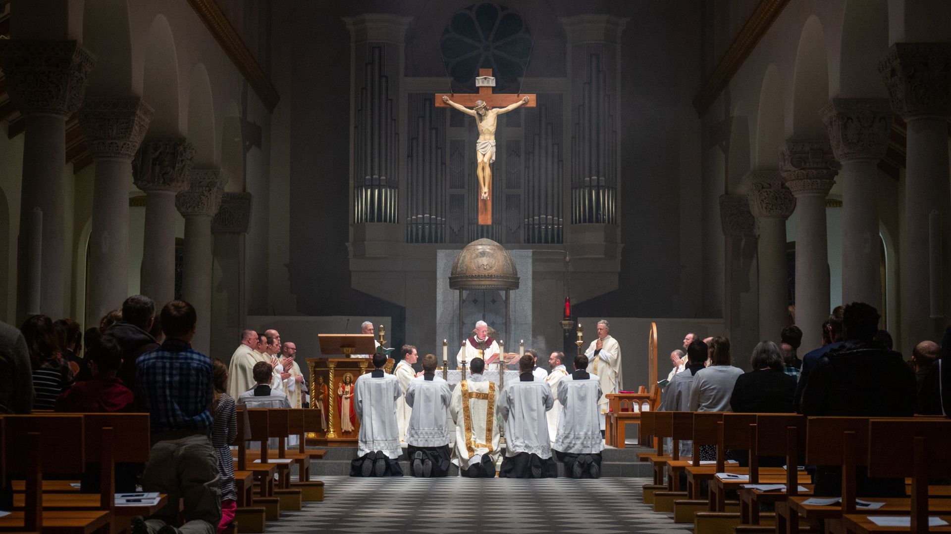 Holy Mass is celebrated at St. Mary's Chapel in St. Paul Minnesota